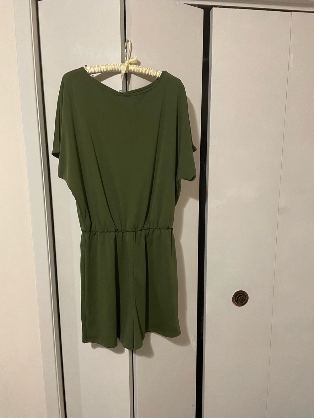 Shein Ladies Olive Green Romper Size Medium